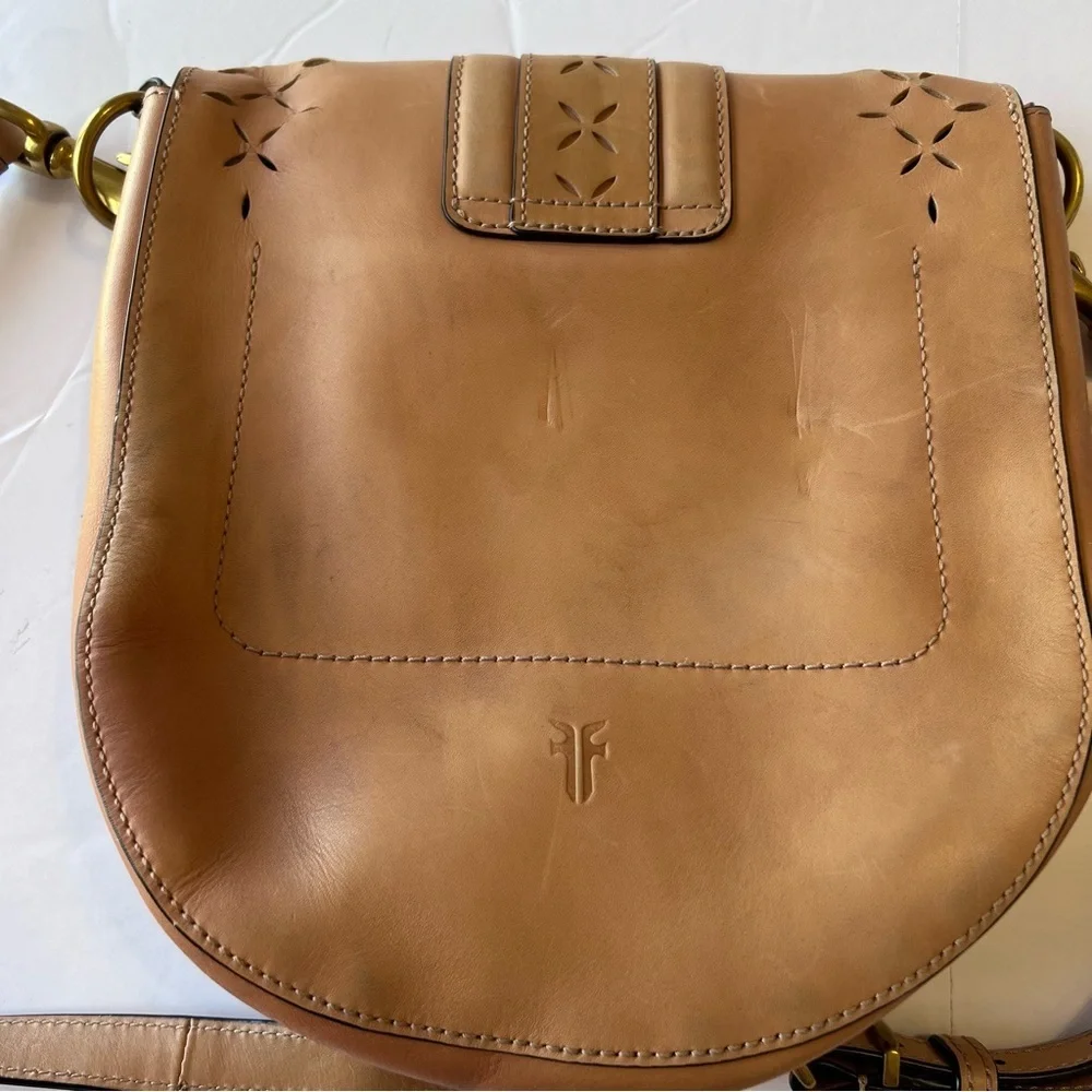 FRYE Ilana Perforated Harness Saddle Crossbody Small Leather Bag Purse Tan